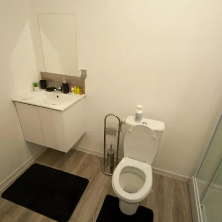 Emysta - Staging En Plein Centre דירה *